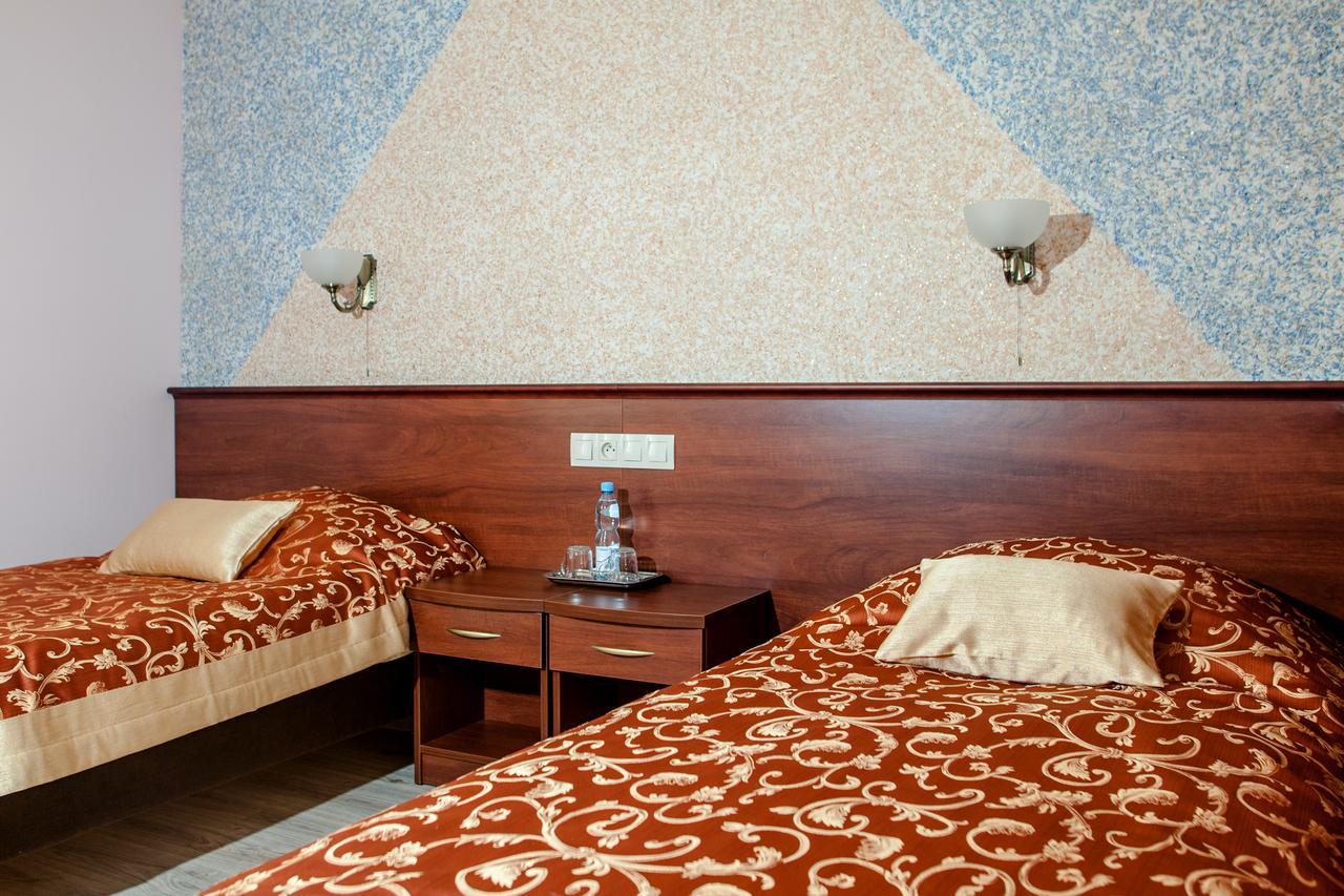 Hotel Irys Люблин Екстериор снимка