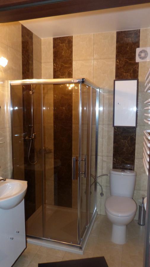Hotel Irys Люблин Екстериор снимка